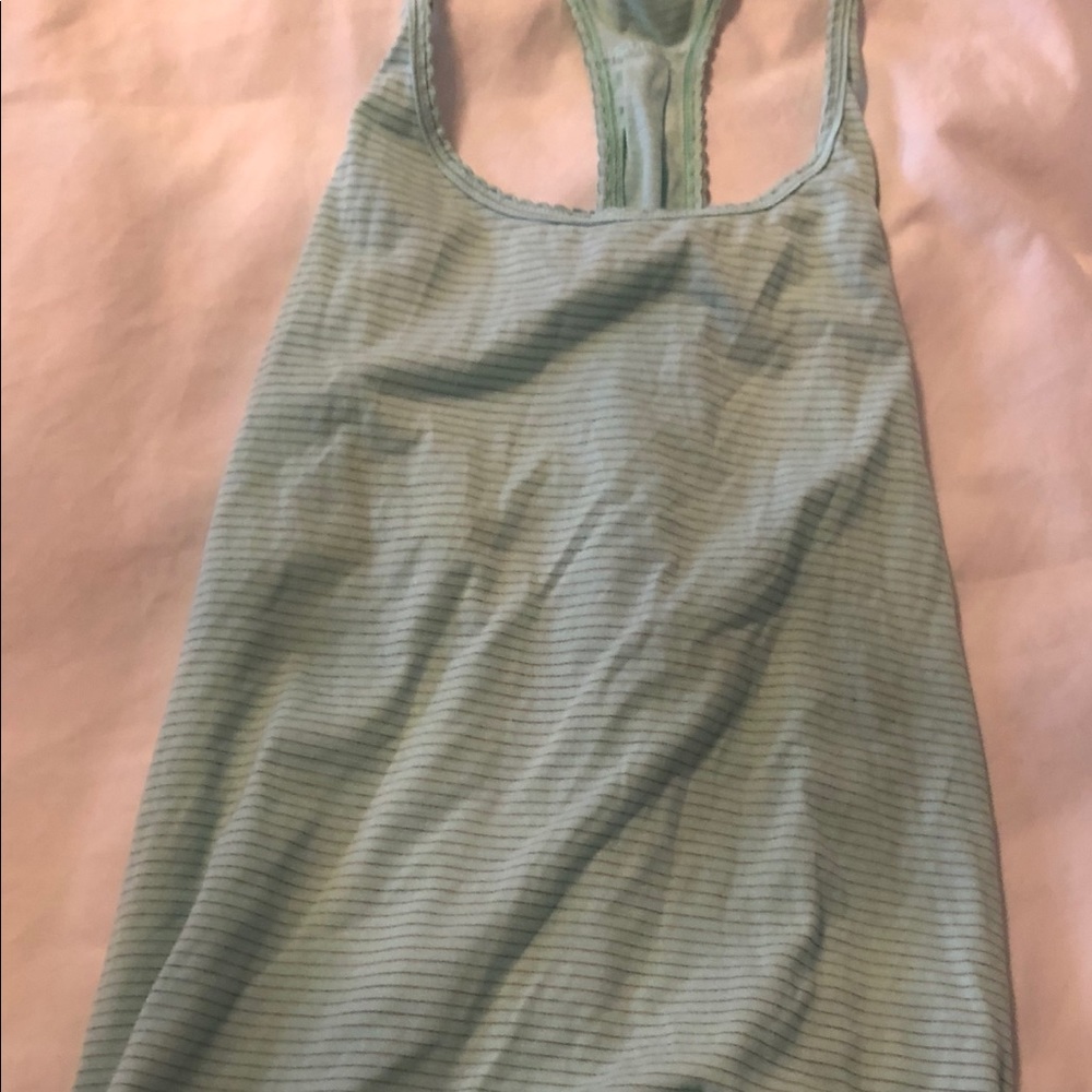 Lululemon top